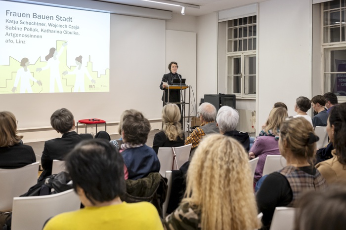 Univ.-Prof. Dipl.-Ing. Dr. Sabine Pollak, Kunstuniversität Linz  | Leiterin der Abteilung raum&designstrategien