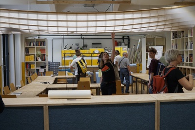 Fr, 07.06.2024 14:00 – 15:00 Uhr
Tabakfabrik Havanna
Die ROSE ist 2021 in die Tabakfabrik gezogen. An den Architekturtagen 24 zu Besuch bei den Klassen mit wandernden Tischen.