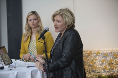 IM FREIEN… – Tagung und Ausstellungseröffnung: Maria-Luise Mathiaschitz (Baureferentin und Bgm. der Stadt Klagenfurt)