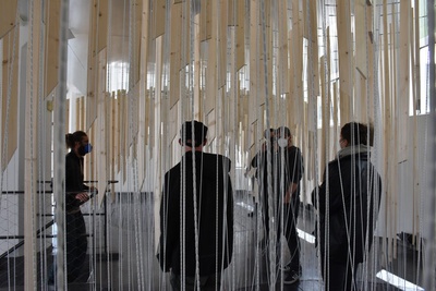 Eröffnungstag "Krater Fajan: Viel TamTam um Nichts" im aut