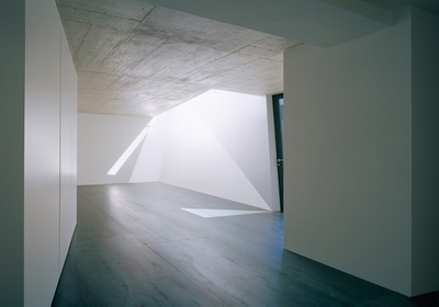 Auszeichnung des Landes Tirol für Neues Bauen 2010: Carport und Zubau, Gaimberg/Lienz, 2008 – 2010 (Architektur: rainer pirker architeXture)