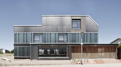 Cityförster, Recycling Haus