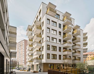 Bauherr:in: Panorama Plus Immobilien GmbH Architektur: Work Space Architekten ZT GmbH Freiraumplanung: Lindle+Bukor OG atelier für landschaft Tragwerksplanung: ZSZ Ingenieure ZT GmbH