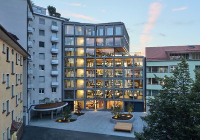 Bauherr:in: Vorarlberger Landes-Versicherung V.a.G. Architektur: Dorner\Matt Tragwerksplanung: Mader|Flatz|Schett ZT GmbH