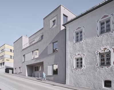 Bauherr:in:	Gemeindeverband Wohn- und Pflegeheim Imst und Umgebung  Architektur:	STUDIO LOIS