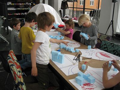 Architekturspiele für Kinder von 4 bis 6 Jahren