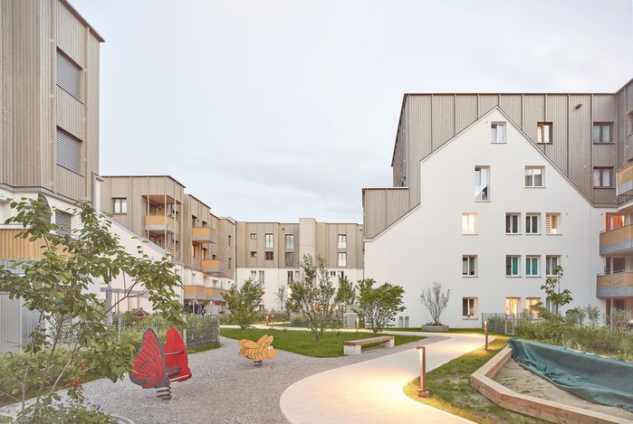 Wohnanlage Friedrich- Inhauser- Straße, Salzburg   Bauherr·in: Heimat Österreich gemeinnützige Wohnungs- und Siedlungsgesellschaft   Architektur: cs-architektur mit stijn nagels | architecture atelier   Foto: Volker Wortmeyer