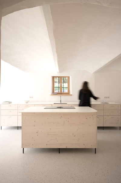 Bauherrschaft: Eva Demmelbauer
Architektur: Stockhammer Teichmann Architektur undInnenarchitektur interdisziplinäre GmbH mit ZT, Wien
Foto: Paul Teichmann