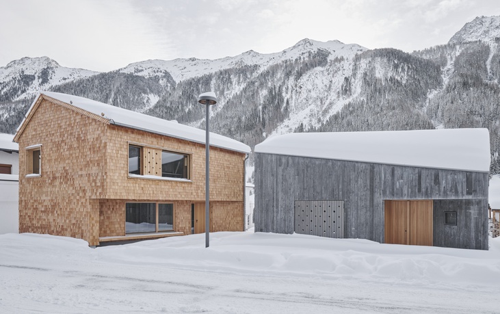 Bauherrschaft: Röm.-kath. Filialkirchenpfründe Mathon/Gemeinde Ischgl
Architektur: ARGE STUDIO LOIS ZT GmbH + ir architektin iris reiter
Foto: David Schreyer